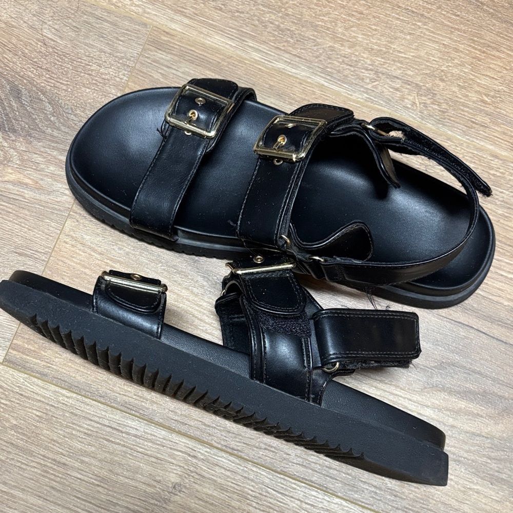Madden NYC Black Leather Sandals
